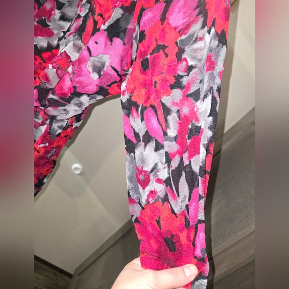 ***Croft  & Barrow Women Blouse (3X) - Picture 3 of 8